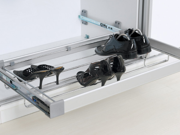 Shoe Holder Pull-Out